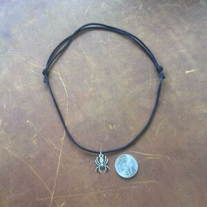 SPIDER PENDANT NECKLACE🕷️🕸️